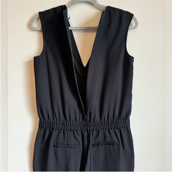 J. Crew Drapey Oxford Crepe V-Neck Jumpsuit Size 10 Black C6318 - Picture 2 of 5